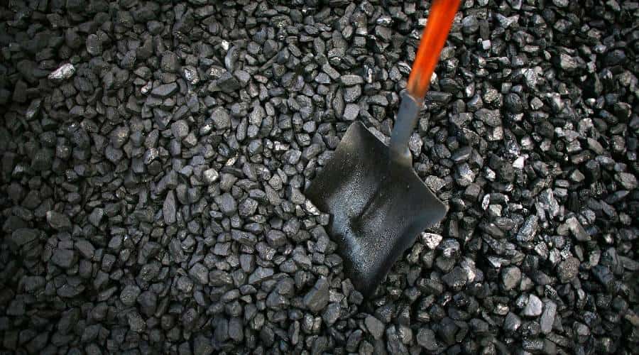 زغال سنگ کیلویی باعث میلیاردر شدن خانواده ای در چین شد
